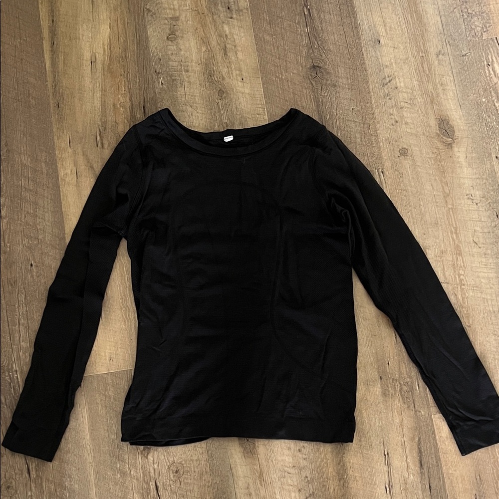 lululemon Black Long Sleeve Top